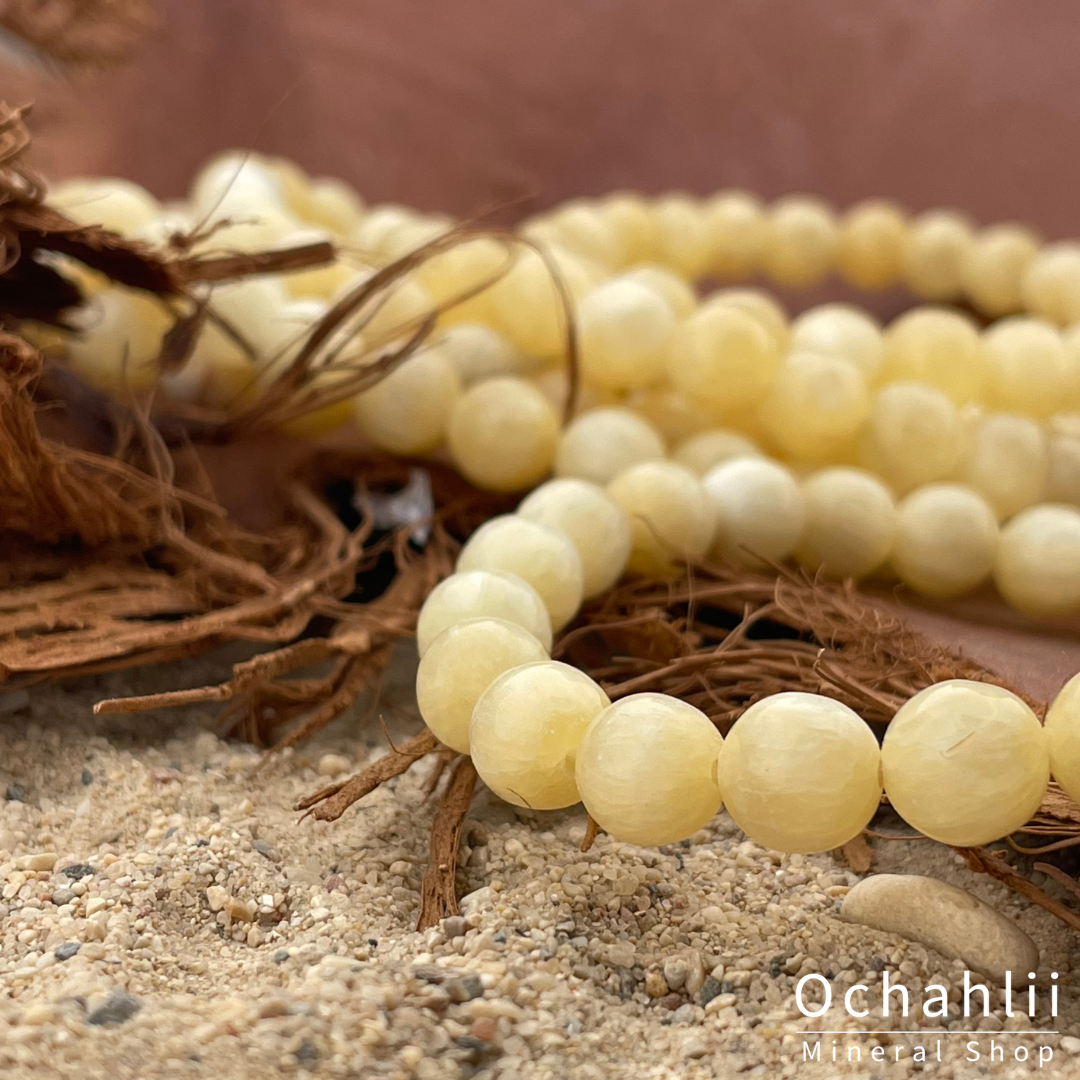 Aragonite yellow ball bracelet 12mm "Relax"